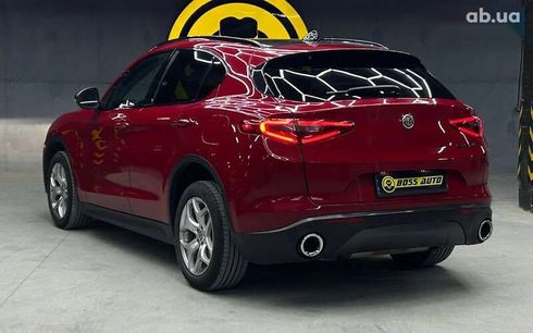 Alfa Romeo Stelvio 2021 - фото 4