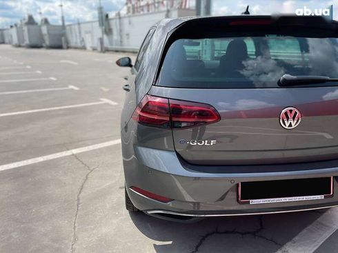 Volkswagen e-Golf 2019 - фото 12