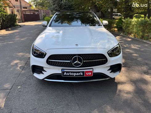 Mercedes-Benz E-Класс 2022 белый - фото 2