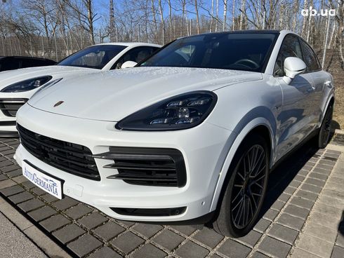 Porsche Cayenne Coupe 2022 - фото 9