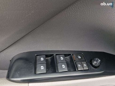 Toyota Camry 2018 - фото 12