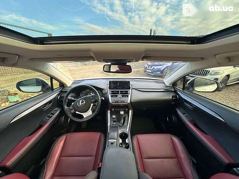 Lexus NX 2017 - фото 15