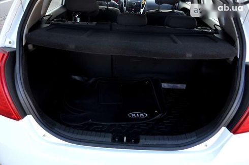 Kia Cee'd 2012 - фото 16