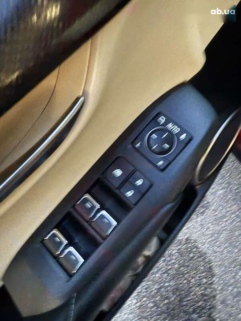 Lexus NX 2018 - фото 20