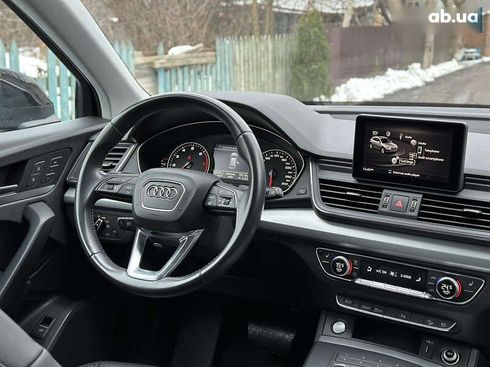 Audi Q5 2017 - фото 23