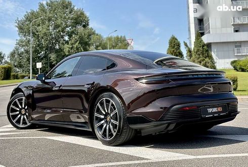 Porsche Taycan 2021 - фото 11