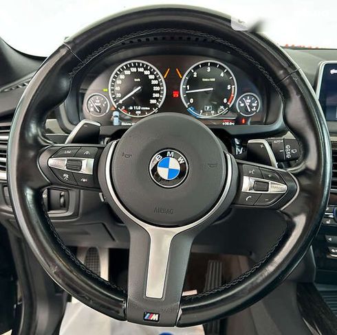 BMW X5 2017 - фото 25