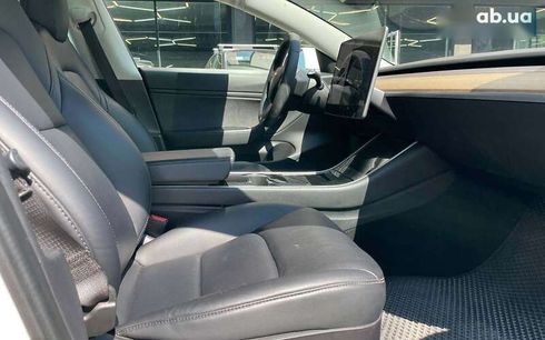 Tesla Model 3 2020 - фото 14