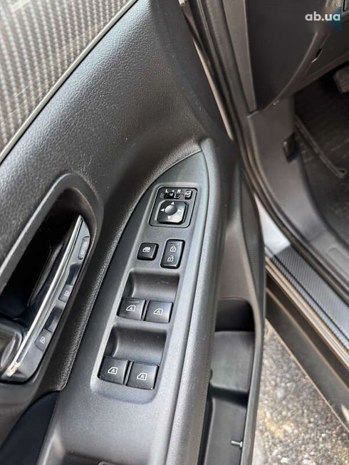 Mitsubishi Outlander 2020 - фото 14
