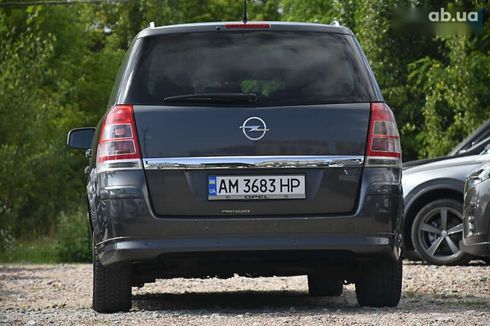Opel Zafira 2010 - фото 7