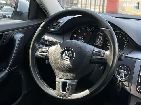 Volkswagen Passat 2011 - фото 16