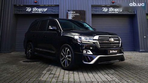 Toyota Land Cruiser 2017 - фото 2