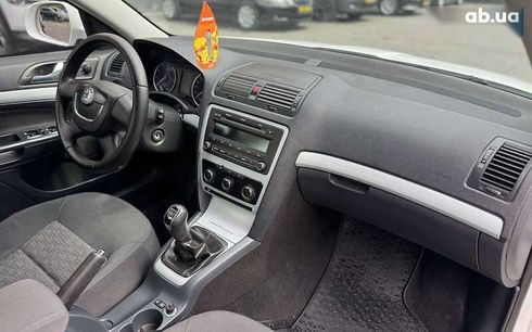 Skoda Octavia 2011 - фото 13