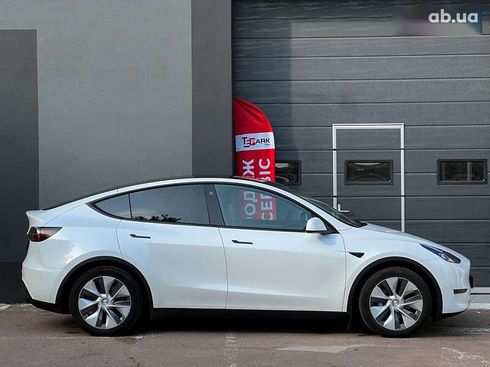 Tesla Model Y 2023 - фото 11