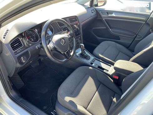 Volkswagen e-Golf 2020 - фото 17