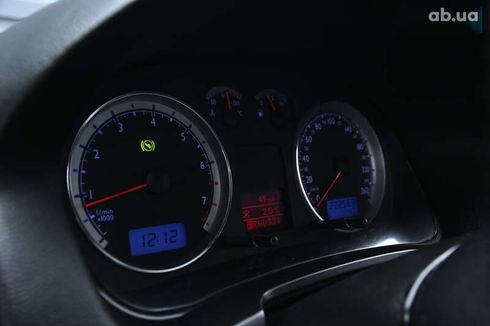 Volkswagen Bora 2003 - фото 17