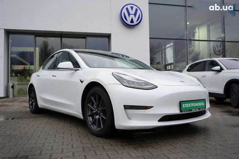 Tesla Model 3 2018 - фото 2