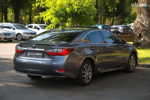 Lexus ES 2018 - фото 4