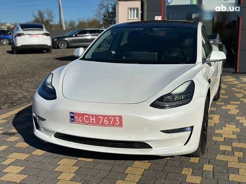 Tesla Model 3 2020 - фото 12