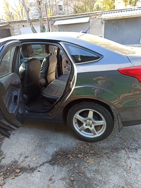 Ford Focus 2015 серый - фото 5