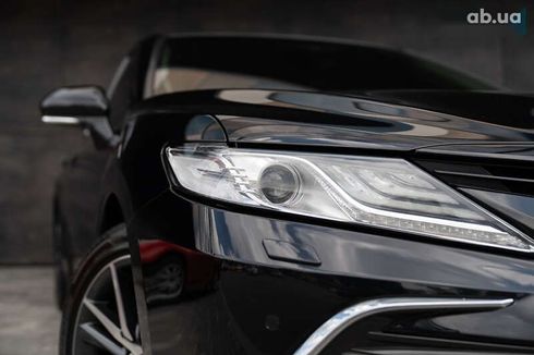 Toyota Camry 2021 - фото 6