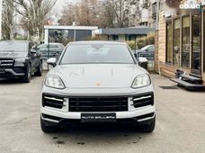 Продажа б/у Porsche Cayenne в Киеве - купить на Автобазаре