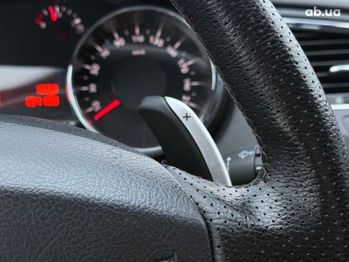 Peugeot 5008 2011 серый - фото 21