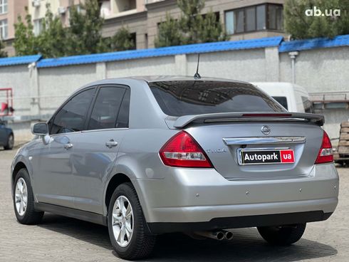 Nissan Tiida 2006 серый - фото 9