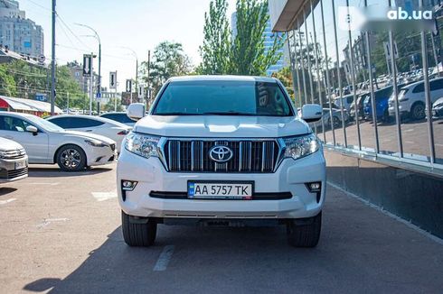 Toyota Land Cruiser Prado 2018 - фото 7