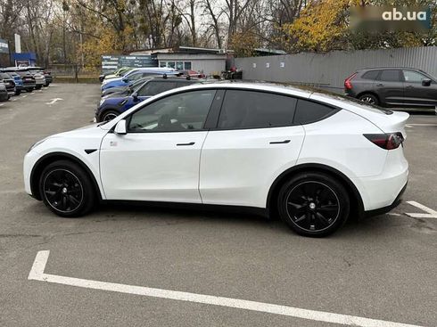 Tesla Model Y 2021 - фото 6