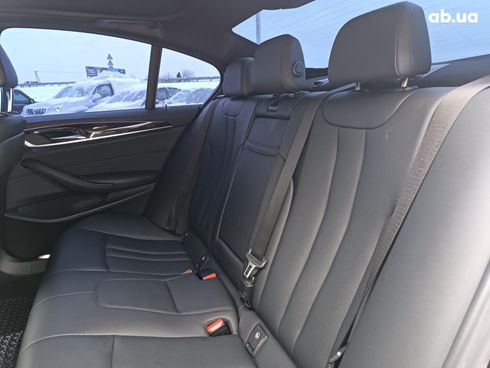 BMW 5 серия 2017 черный - фото 38