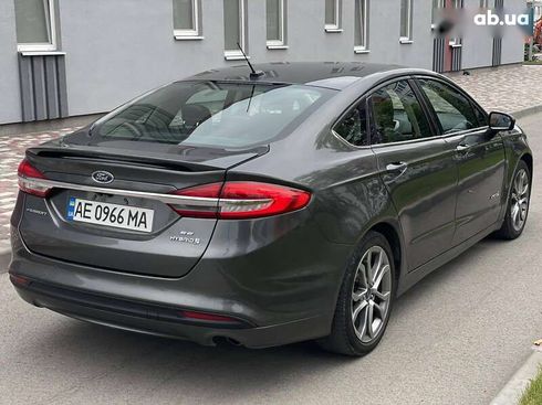 Ford Fusion 2017 - фото 9