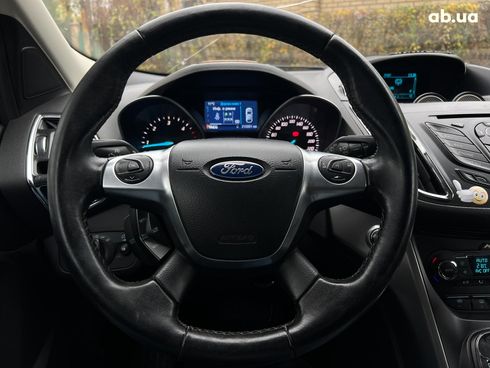 Ford Kuga 2015 белый - фото 12