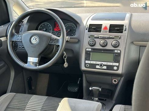Volkswagen Touran 2008 - фото 29
