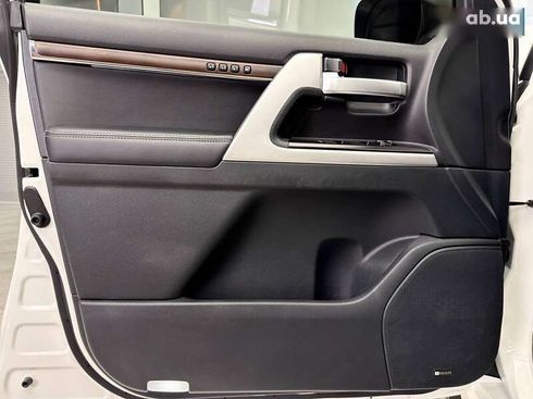 Toyota Land Cruiser 2019 - фото 18