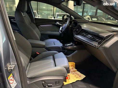 Audi Q4 e-tron 2023 - фото 7