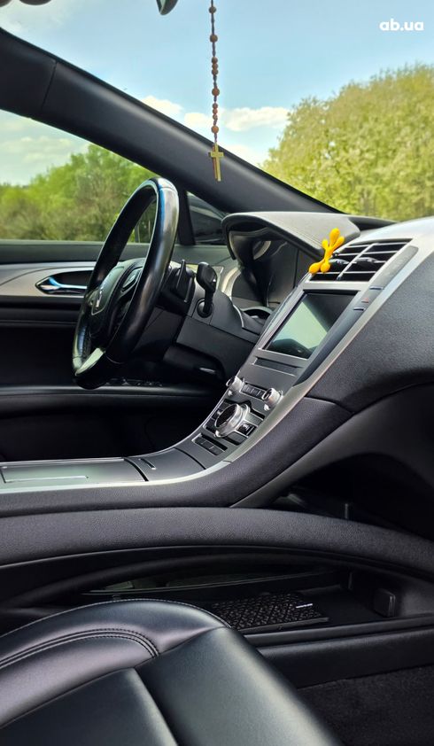 Lincoln MKZ 2019 черный - фото 9