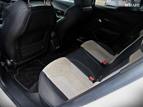 Peugeot e-2008 2021 - фото 15