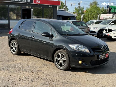 Toyota Auris 2010 черный - фото 3