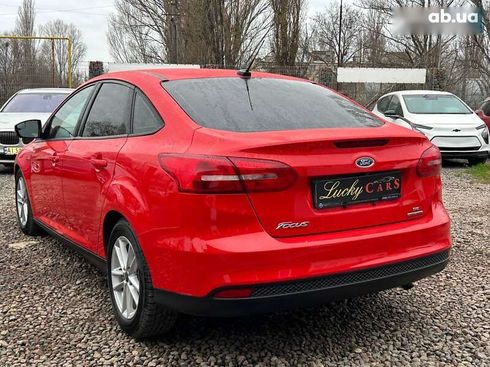 Ford Focus 2015 - фото 8