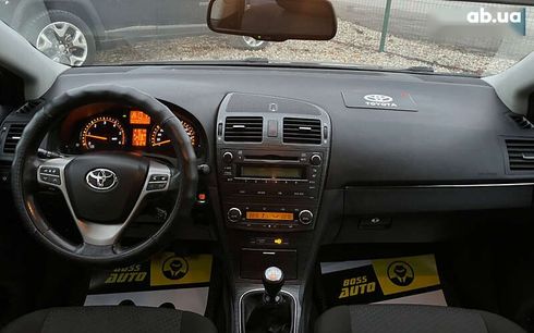 Toyota Avensis 2009 - фото 10