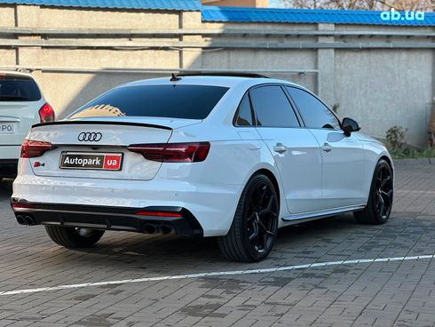 Audi S4 2023 белый - фото 4