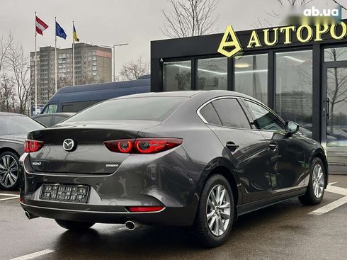 Mazda 3 2019 - фото 12