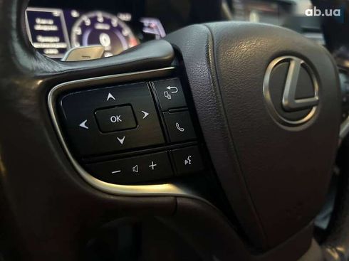 Lexus ES 2018 - фото 21