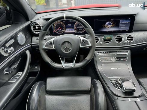 Mercedes-Benz E-Класс 2017 - фото 26