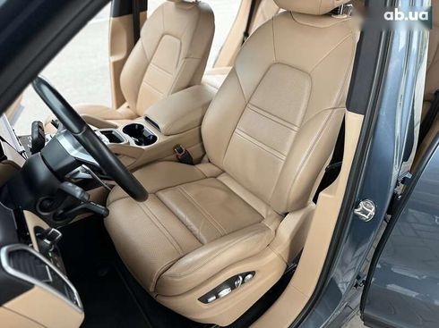 Porsche Cayenne 2018 - фото 17