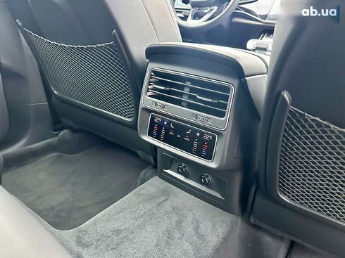 Audi RS Q8 2025 - фото 23