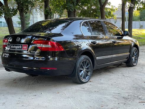 Skoda Superb 2014 коричневый - фото 9