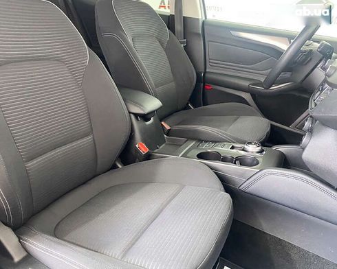 Ford Focus 2018 - фото 18