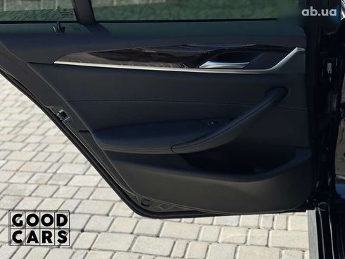 BMW 5 серия 2022 - фото 24